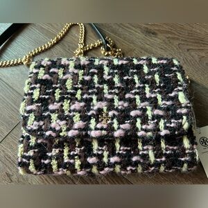 NWT Tory Burch Emerson Tweed crossbody wallet.
